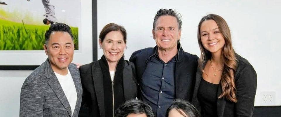 ４度目ＭＶＰ大谷翔平　また満票「すごく特別」マイクに赤ちゃんの泣き声　１日４冠デコピンに喜びのキス