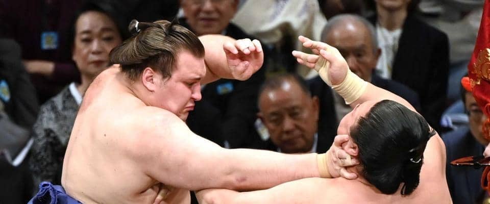 安青錦　“関関戦”で関学大出身・宇良を撃破！入門前に関大相撲部で稽古　「自分は入学していないので」と冷静