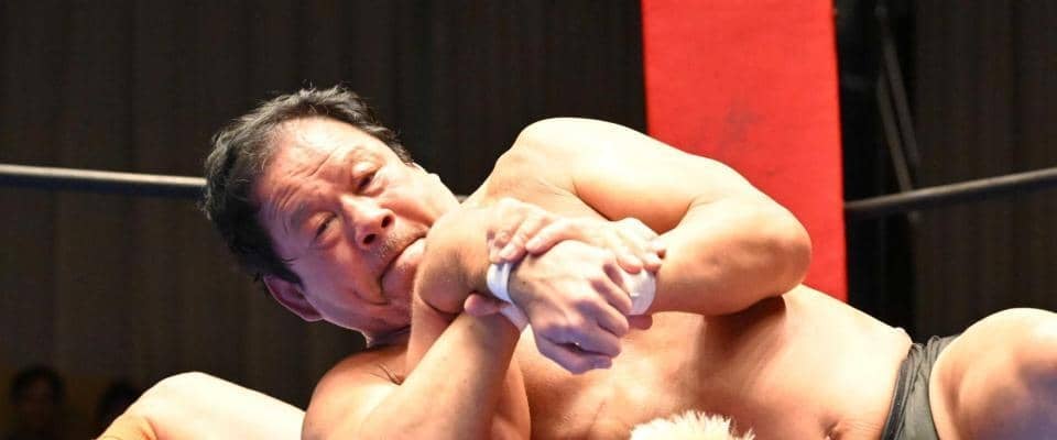 ７１歳・藤波辰爾　前ＩＷＧＰ王者のザックに玉砕もドラゴン健在　「体力が続く限り。引退の二文字は見えません！」