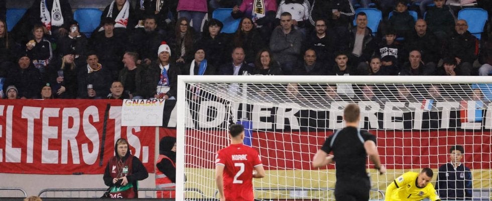 【Ｗ杯予選】Ａ組は１位ドイツ、２位スロバキアがともに勝ち点12、17日の最終節で直接対決