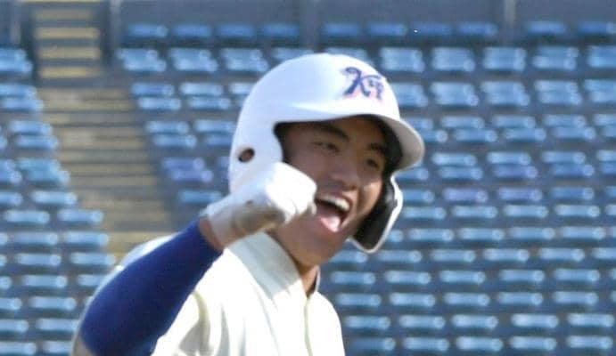 神戸国際大付　圧巻の３発コールド発進　嵐を呼んだ石原悠資郎（ゆうじろう）「名前負けしないようにできたんで良かったッス」