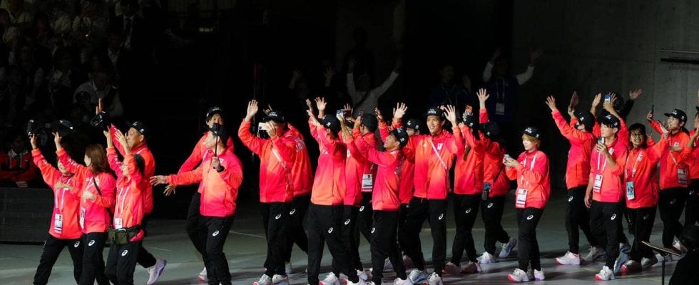 【東京デフリンピック】佳子さまは開会式を穏やかな表情で見守る　山田真樹＆星野萌が選手宣誓