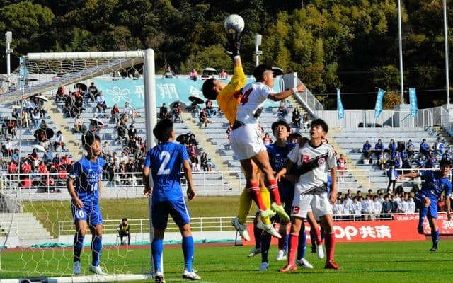 初芝橋本が2大会ぶり18回目の優勝　高校サッカー選手権和歌山大会