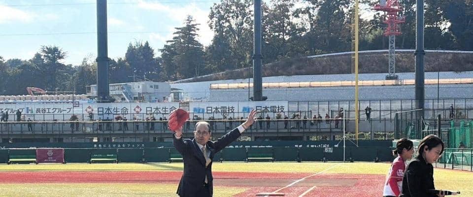 王貞治氏がジャイアンツタウンスタジアム初訪問「練習環境はものすごく良くなった」巨人・阿部監督にはゲキ「ちょっと評判悪くても良い。勝負の世界は勝てば良い」