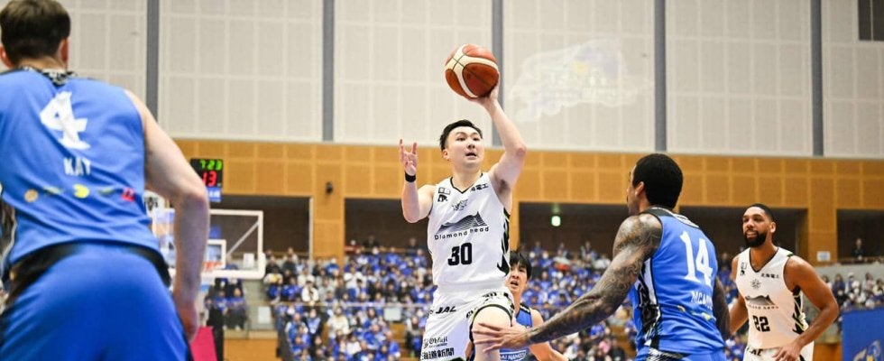 【バスケ】B1北海道７連勝で首位千葉Ｊに１差　富永啓生は自己最多の30得点、３点Ｓ７本成功