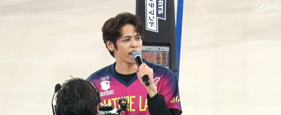 「俺のセットで打てへんやつはただのポンコツや」男子バレー、始球式で漫画『ハイキュー!!』の名台詞 “高校No.1セッター”の登場に会場大盛り上がり