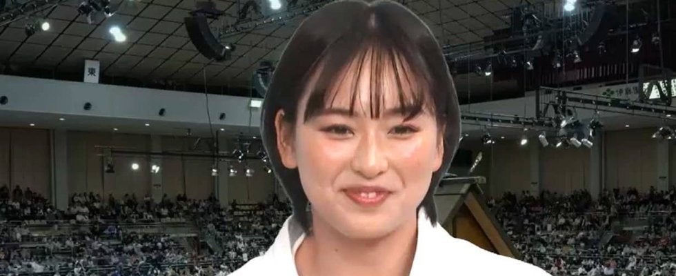 「腹筋やばぁ」“美女”空手家、衝撃映像にネット騒然 「ツヨカワすぎる」「最強女子大生」