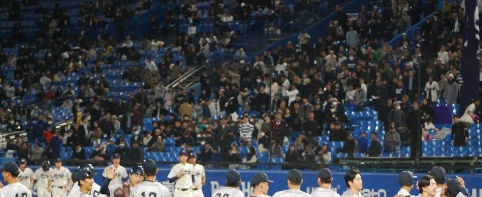 立命館大がタイブレークで明治大を下して4強！連覇狙う青山学院大は中西完投で4強【25年明治神宮大会】