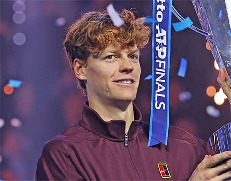 シナー 頂上決戦制し最終戦連覇