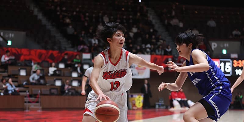 苦しい場面で「シュートを決められるような選手」を目指す千葉経済大学附属の2年生エース・坂田萌