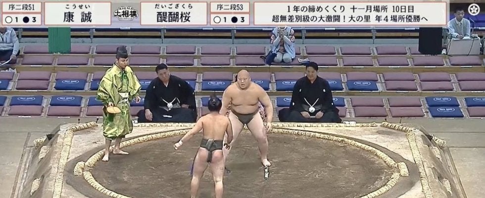 親方が目を合わせて笑顔に…17歳“天才”小兵と16歳力士が全てを出し尽くす死闘 「この二人にしかできない取組！」「笑ってるw」ファンほっこり