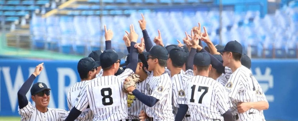 九州国際大付が悲願の初優勝！スーパー1年生・岩見が9回途中1失点、107キロ巨漢が2ラン！神宮枠は九州に【25年明治神宮大会】