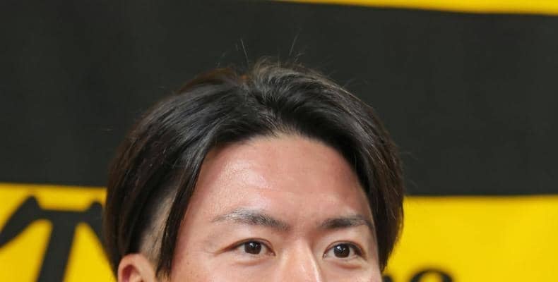 阪神・長坂が現状維持の１２００万円でサイン「振り返ることは特にないです」