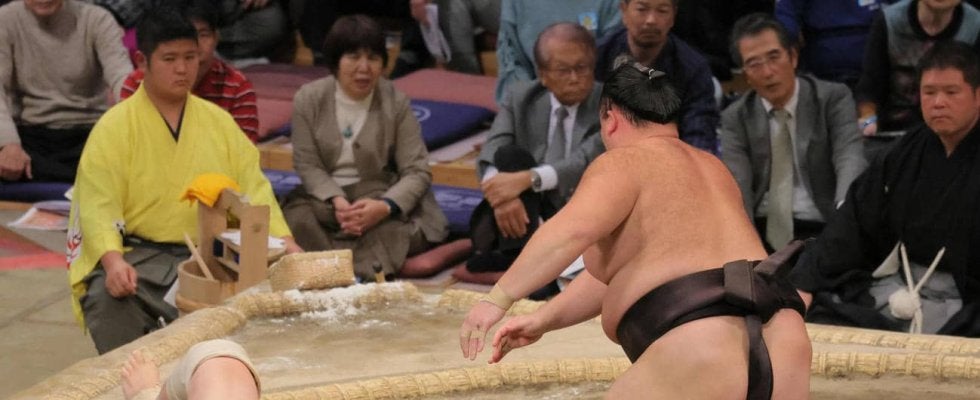 朝乃山が輝に快勝で勝ち越し！「目標はここじゃない。あと4日ある」逆転の十両優勝へ２差で追う