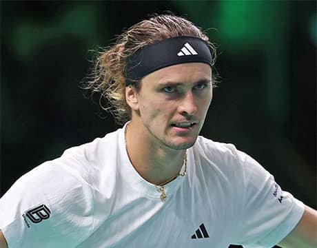 ズベ擁する独 逆転勝ちで2年連続4強