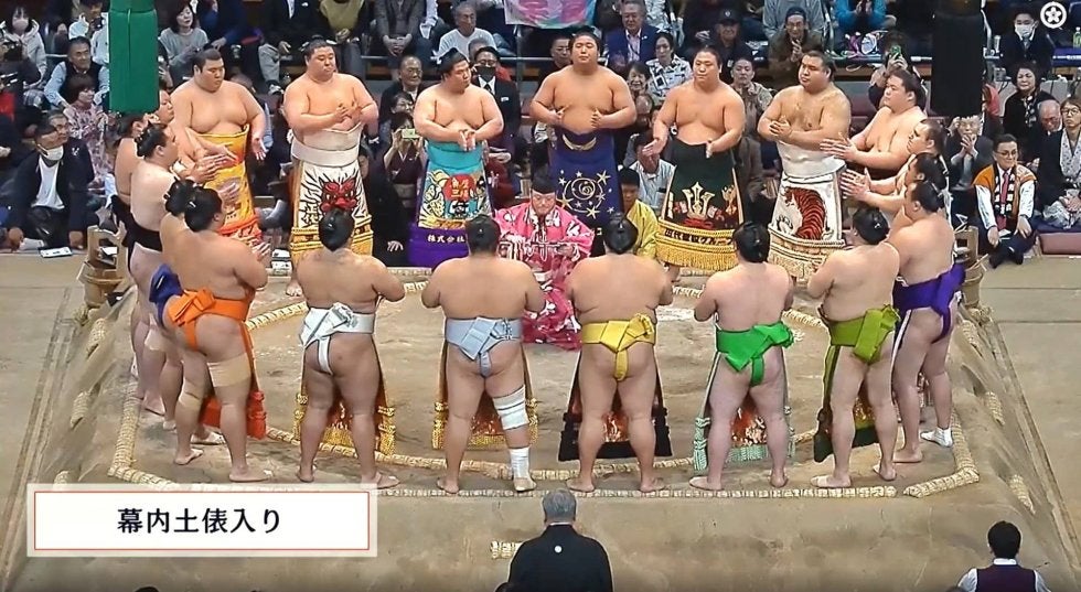可愛い化粧まわし並んだw」大相撲、幕内土俵入りで“ほっこり”珍事 偶然
