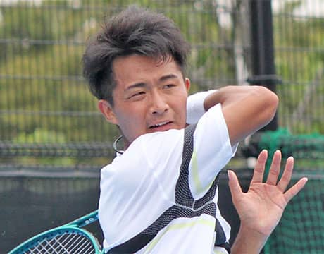  松岡隼 逆転勝ちで2週連続4強 