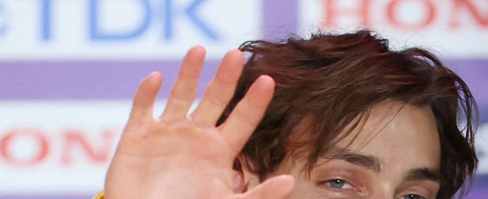 【陸上】「宇宙で最も美しい顔」鳥人デュプランティスの妻、黄金ドレス姿の圧倒ビジュに