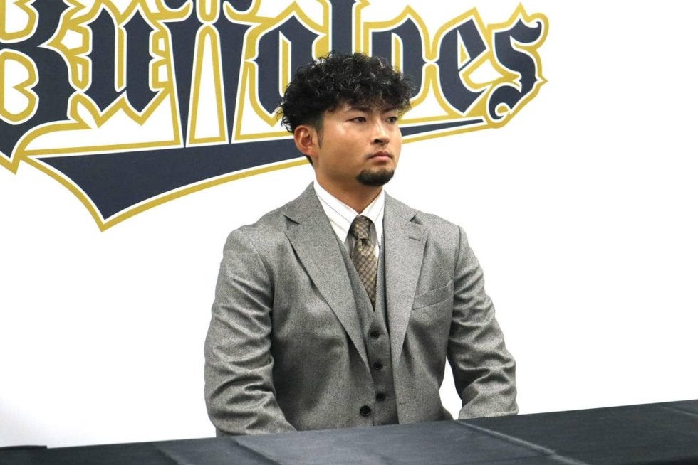 オリックス】小木田敦也が育成契約で再出発 700万円減の2300万円 背