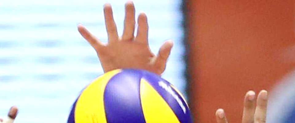 高校バレーの名門、鎮西高監督死去　畑野久雄氏　８０歳　来年１月の春高バレーで３冠を目指す中での突然の訃報