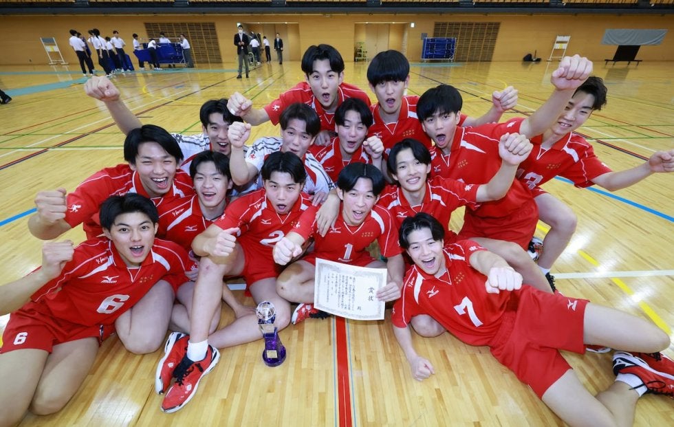 東亜学園が男子3位決定戦制し3年連続41度目の本大会出場 相手エースに