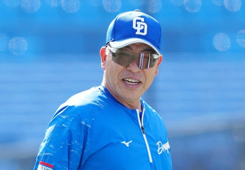 中日】ヘッドコーチに今季までヤクルトの嶋基宏氏を招聘 打力向上なる