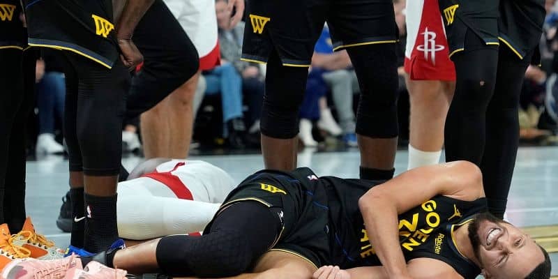 ロケッツ戦の終盤で負傷退場していたカリー、大腿部の打撲により約一週間の欠場へ