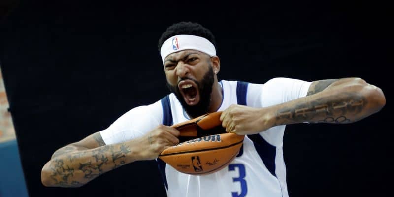 アンソニー・デイビスがレイカーズ戦で復帰へ…移籍後初となる“古巣凱旋”も実現