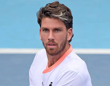  元世界8位 南アフリカで婚約発表 