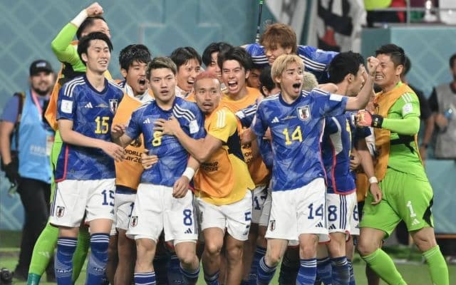 サッカーW杯、日本代表戦は地上波で放送へ　DAZNは全試合配信