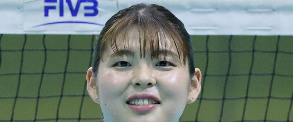 バレーボール女子日本代表　オフショットに反響「私服姿も可愛い」「髪の毛もとても綺麗」