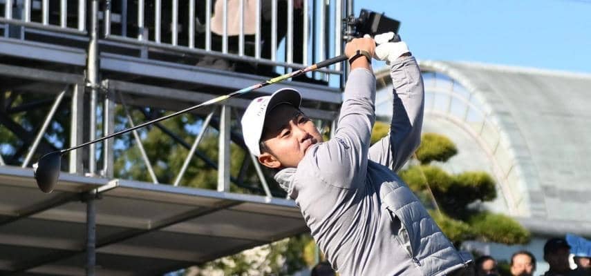 女子ゴルファーと結婚発表の金谷拓実　ギャラリーから祝福の声、ハーフ終えイーブンパー