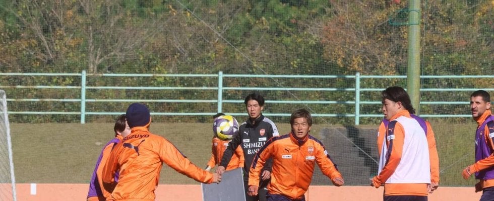 Ｊ１清水ＦＷ北川がチーム去る秋葉監督とＭＦ宮本へ「勝ちロコで最高の送り出しができたら」６日最終節・岡山戦