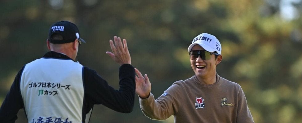 【ＪＴカップ】“ヨン様”　首位発進　７アンダーで２０１７年以来初日首位…宋永漢「今日は僕の日だったなと」