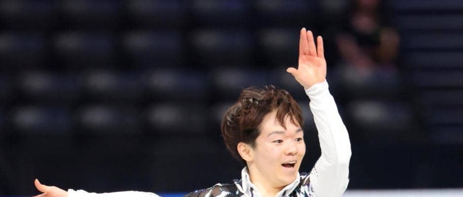 鍵山優真が五輪前哨戦で衝撃ＳＰ首位発進！「足りない１ピース埋まった」北京五輪超えの圧巻自己ベスト　大興奮でガッツポーズ「うぉー！！」佐藤駿が２位、世界王者マリニンが３位