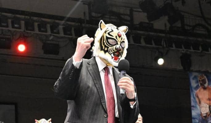 闘病中の初代タイガーマスク・佐山サトル　自力でリングイン　タイガー誕生４５周年の来年へ「プロレスを変えます」