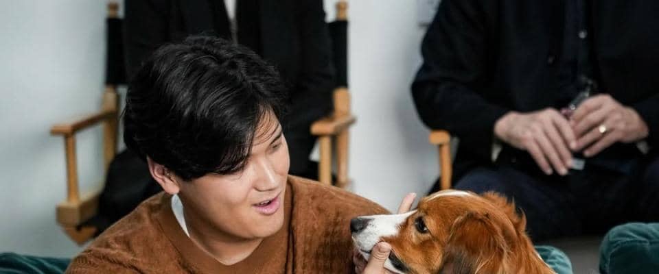 「友達はデコピン」カルロス山本が「最高の犬」１０傑に　ＭＬＢ公式特集にデコイ大谷と一緒に選出　ジャッジ、スキーンズ、スネルの愛犬も