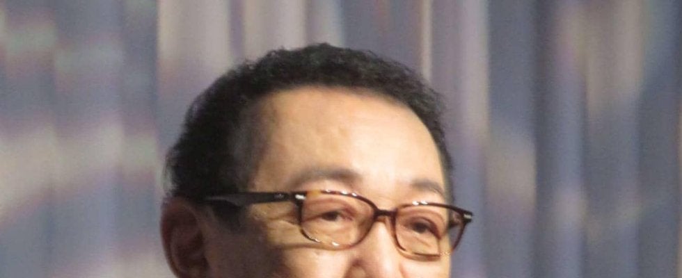 さだまさしがＪ１昇格の高木琢也監督と腕組んで祝福と感謝「乙女のまさしさん」の声