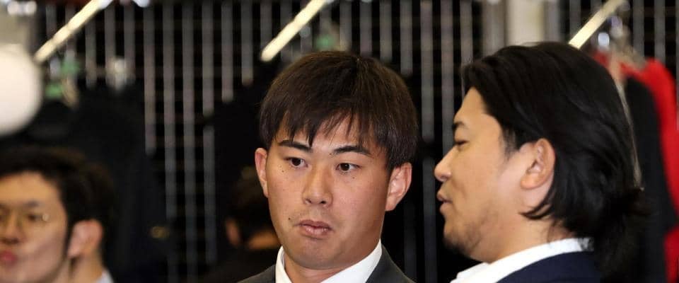 今永昇太「投球をよく見ている」阪神の左腕に興味津々→ミズノ会議で「おもしろい感覚の話も聞けた」海を渡っても変わらない姿勢