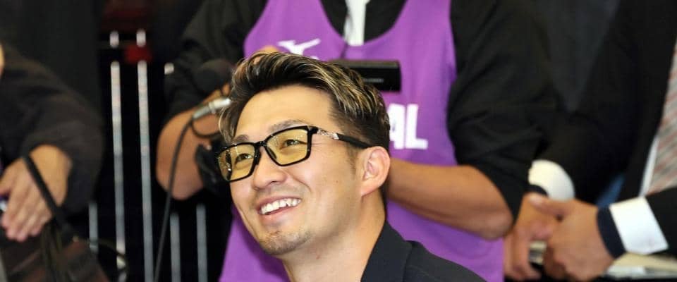 カブス・鈴木　ミズノ社に感謝　品質の高さ称賛「バットは常に一定、手袋も毎日同じ感覚で使えていた」