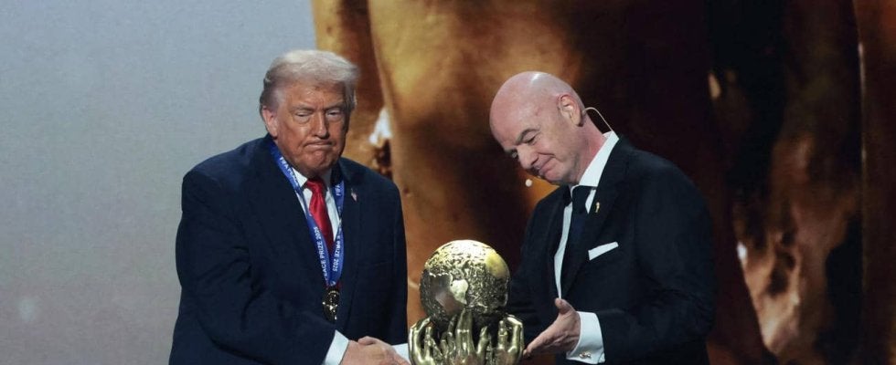 【Ｗ杯抽選】音楽ショーなどで抽選開始まで１時間以上経過「くじ引け」がトレンド入り