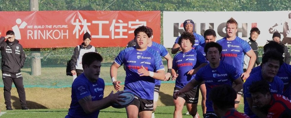 【ラグビー】静岡ブルーレヴズがプレシーズンマッチ　二刀流・本山佳龍が実戦デビュー