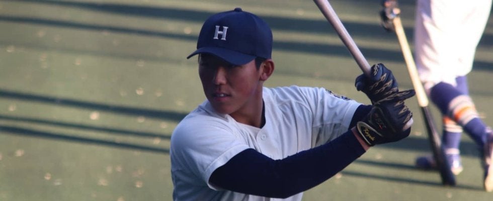 法大のスーパー1年生捕手が持ち味の強打を披露！この秋は3本塁打、打率.364、OPS1.046と規格外の成績を残す【大学強化合宿】