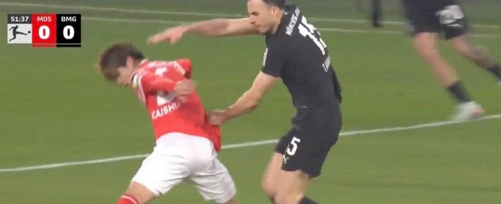 ファン騒然！ 佐野海舟に“想定外のアクシデント”「裂けた…」「こんなに？」相手選手を振り切る→まさかの展開「フィジカル強！」