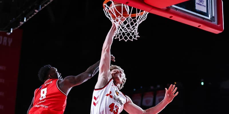 名古屋Dが千葉Jを振り切り勝利…逆転を狙った渡邊の3ポイントはリングを弾く