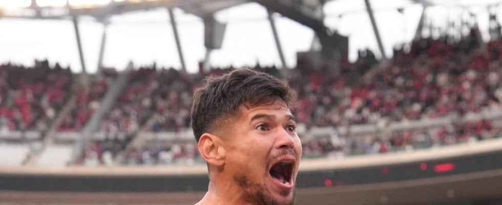 【鹿島】レオセアラが国内４クラブ目で初の得点王と２度目Ｖ「日本で続ける不安もあった…成長」