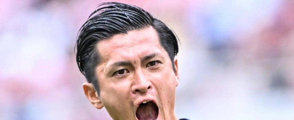 ｢最高だよキャプテン｣鹿島DF植田直通が男泣きから｢鹿島が1番だ！｣と歓喜の雄叫び！ 優勝インタビューの姿が｢あまりにも漢すぎる｣｢Tシャツ作るしかないな！｣