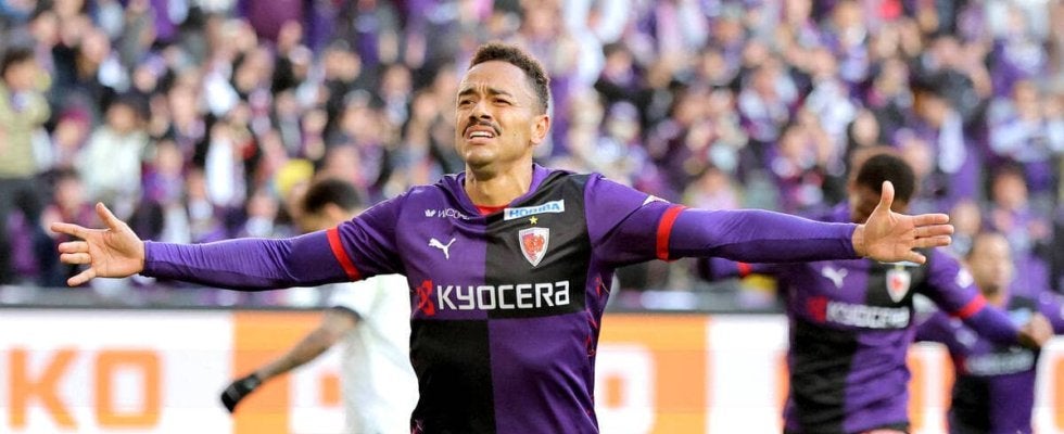 Ｊ１京都がクラブ史上最高３位！曺貴裁監督は涙「感情を揺さぶるような、感傷的になる場面だった」