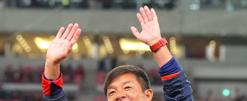 鹿島指揮官「鬼さん」の素顔と情熱…高い要求、でも崩れない信頼関係　来季も指揮、単身赴任生活はまだまだ続く