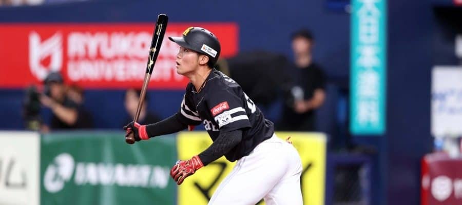 鷹に眠る“逸材”が「近藤みたい」　華麗な内角捌き…異国で放った豪快弾「マジでロマン」